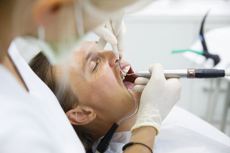 Tandsteen bij implantaten